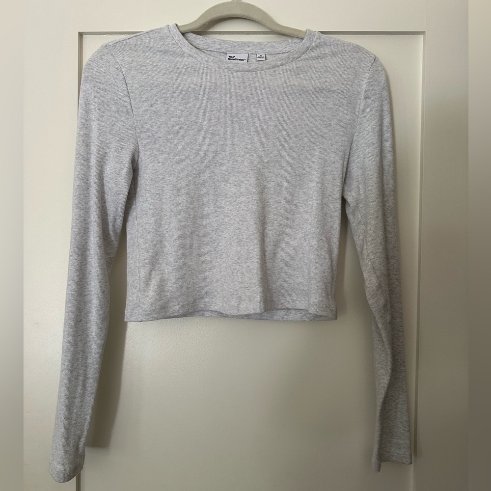 Aritzia Gray Long Sleeve Women's Top